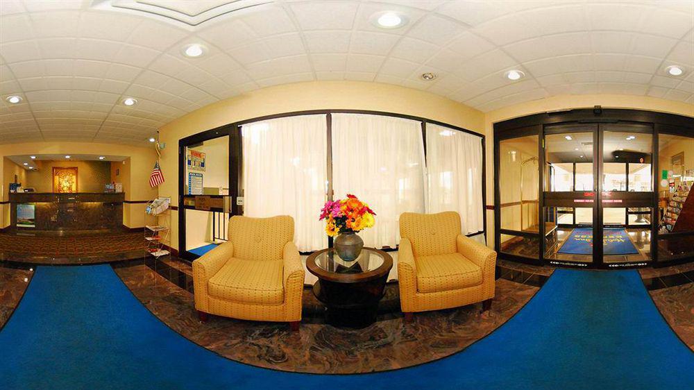 Red Roof Inn & Suites Columbus West Broad Екстер'єр фото