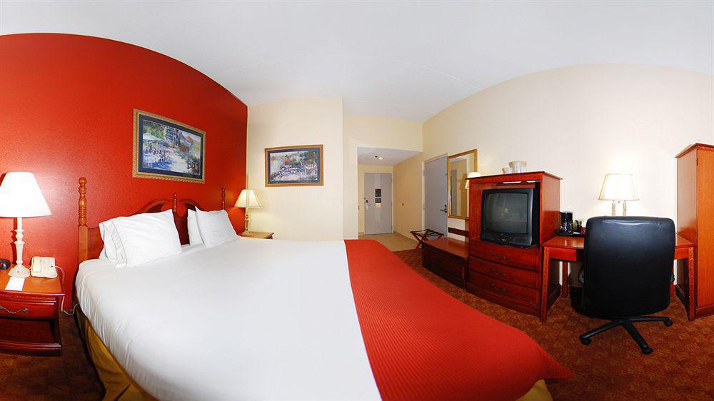 Red Roof Inn & Suites Columbus West Broad Екстер'єр фото