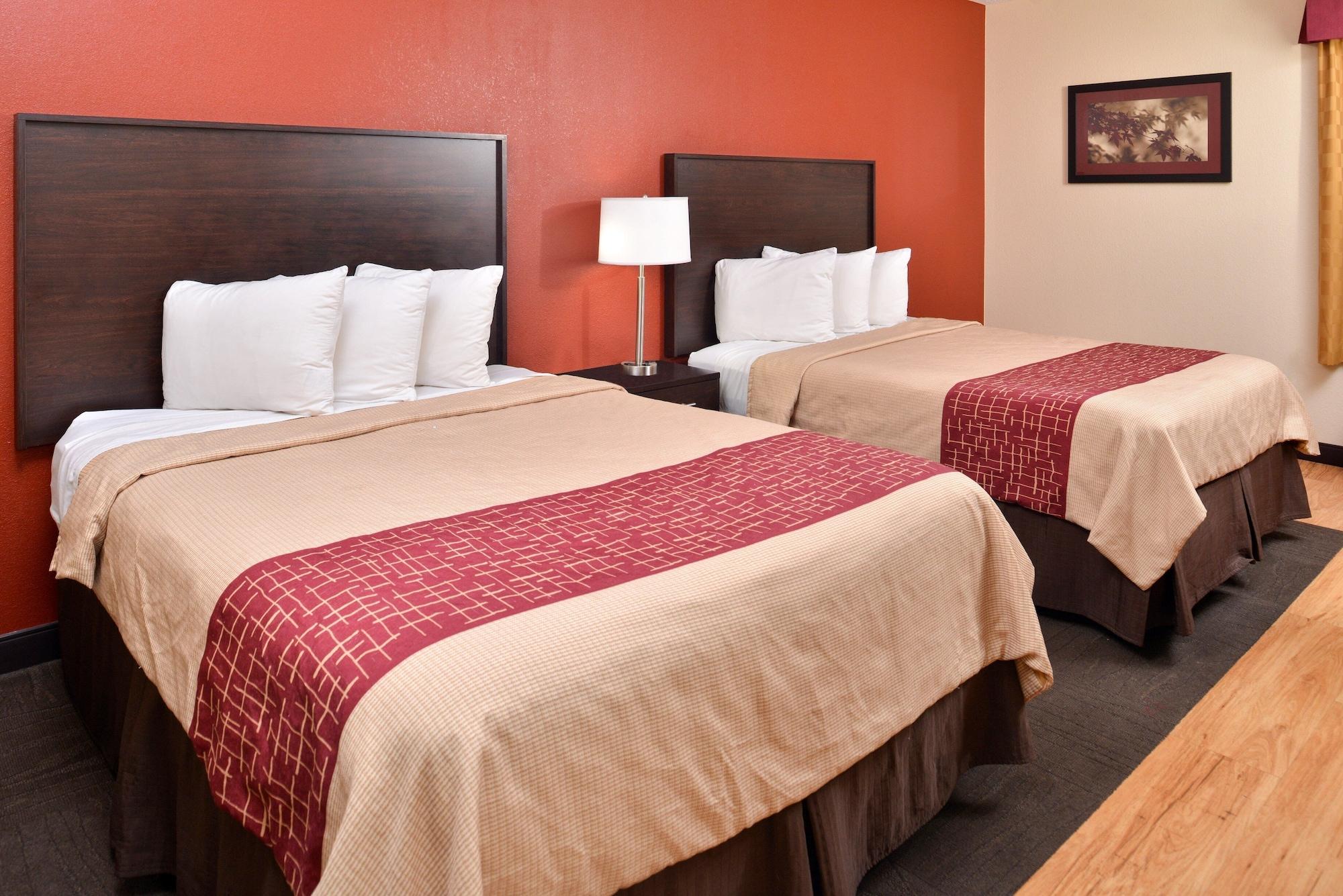 Red Roof Inn & Suites Columbus West Broad Екстер'єр фото