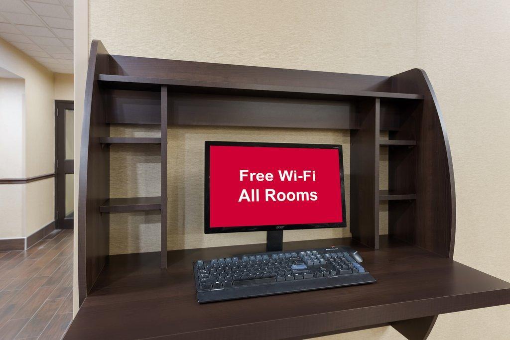 Red Roof Inn & Suites Columbus West Broad Екстер'єр фото